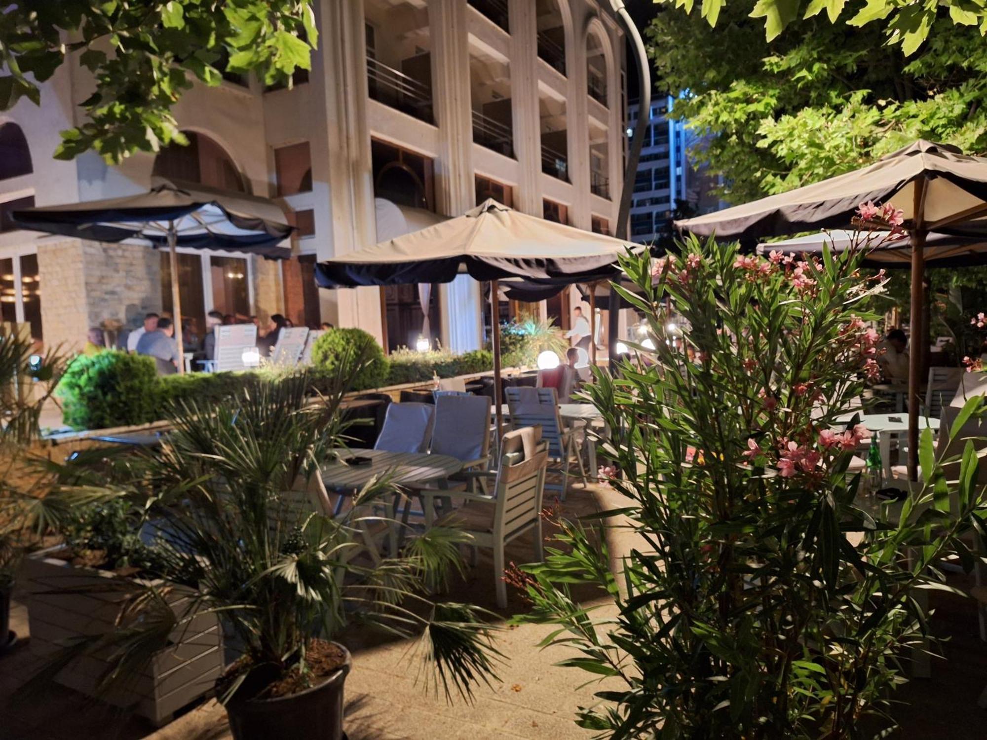 Elysse Sunrise Apartment Mamaia Εξωτερικό φωτογραφία